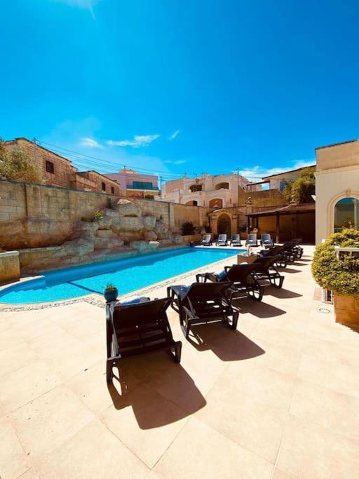 Velver Mansion, Malta - Luxury Villa With Pool Naxxar Exteriér fotografie