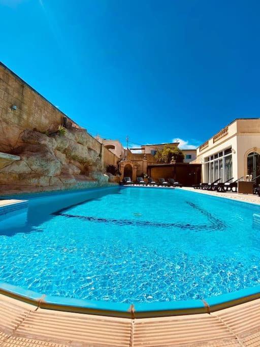 Velver Mansion, Malta - Luxury Villa With Pool Naxxar Exteriér fotografie